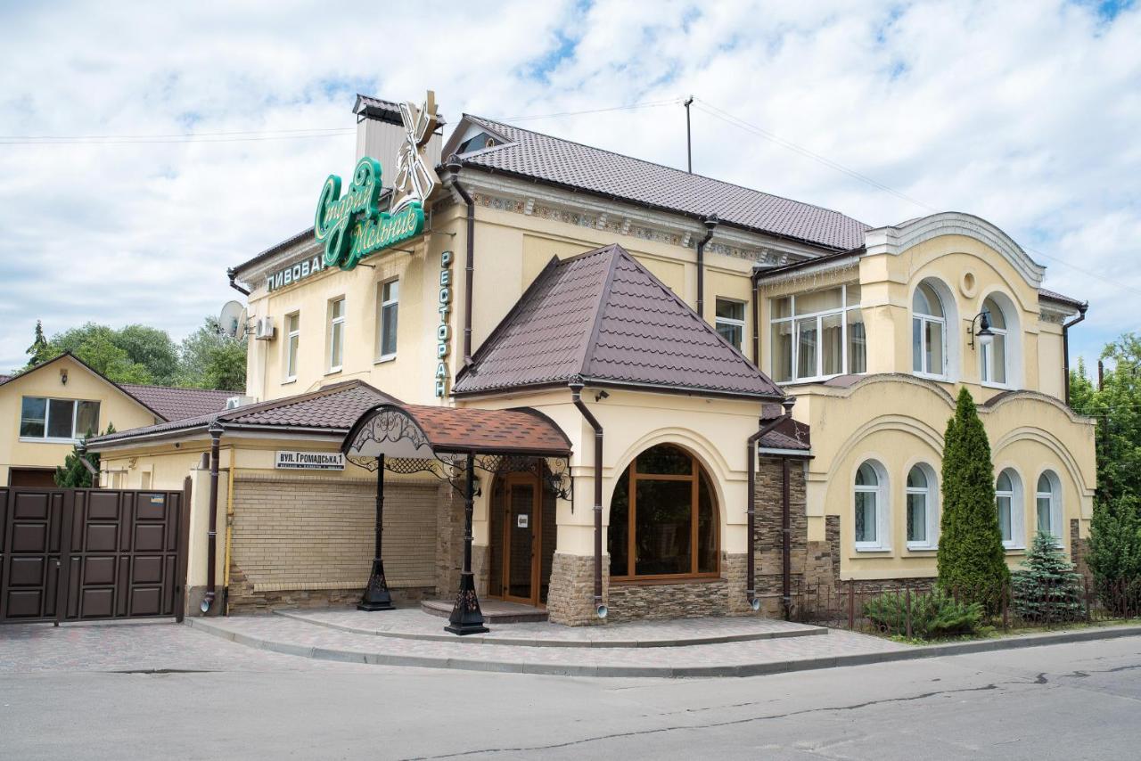 Restoran-Hotel Stariy Melnik Poltava Exteriér fotografie